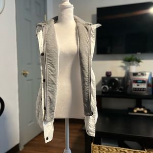 Women's Arizona Vest Size Small